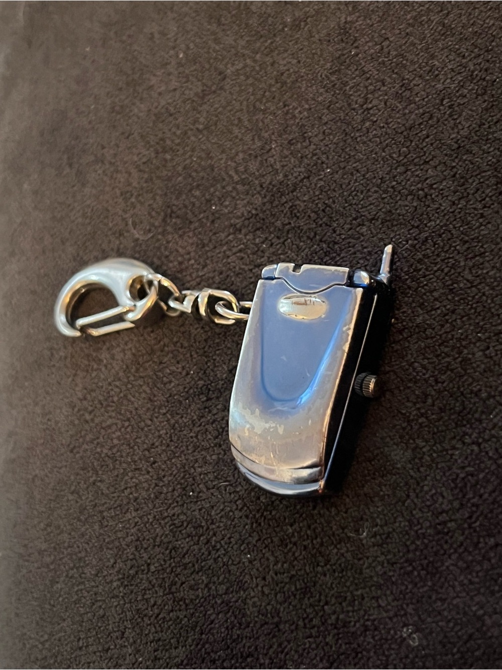 Y2K Vintage Mini Flip Keychain Watch Accessory in Silver